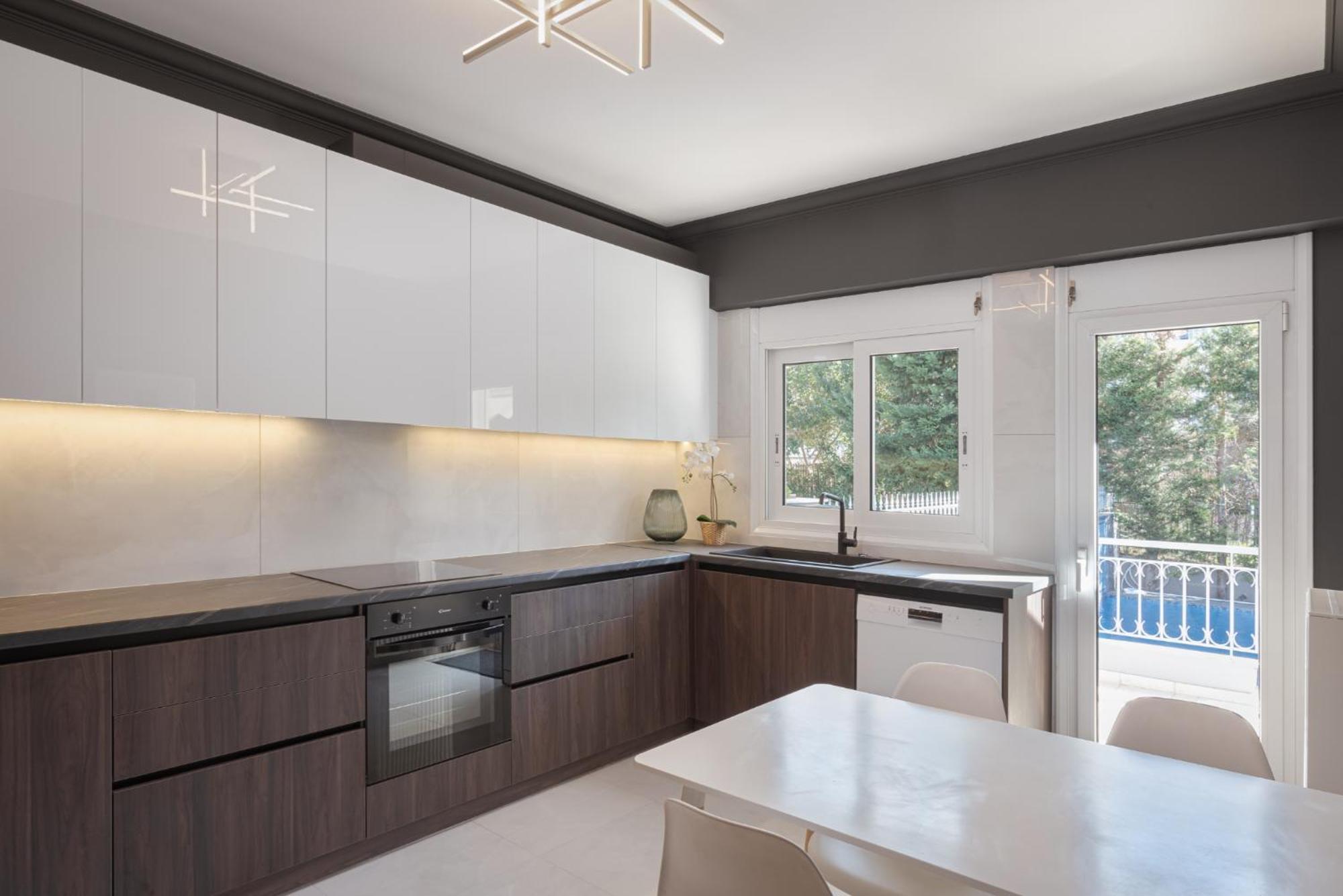 Athenian Grand Riviera Villa Ngoại thất bức ảnh